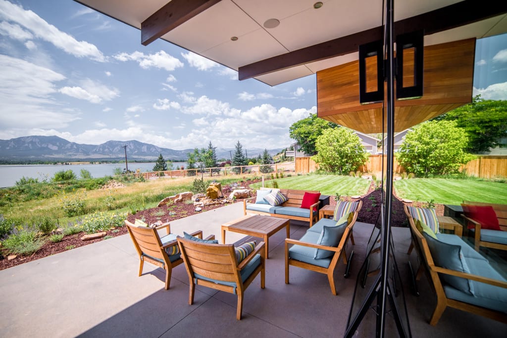 Lakeview Home Patio with view of mountains